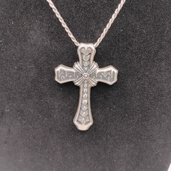 BBJ Cross in Sterling Silver on 24-inch Rope Chain - Picture 5 of 5